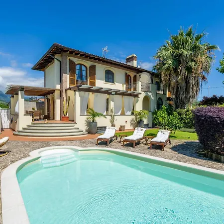 Villa Lorenzo *
